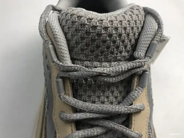 GY7924 V2 Boost Cream Adidas Cream 700 Yeezy 0501